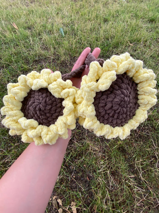 Crocheted Sunflower Pouch